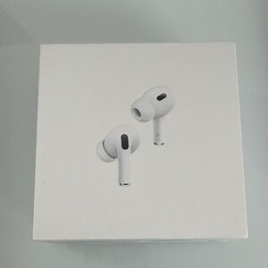 Apple AirPods Pro with Charging Case